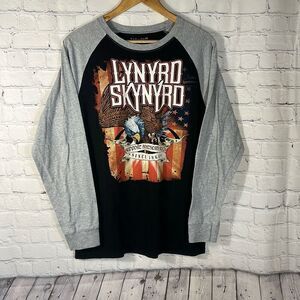 LYNYRD SKYNYRD Support Southern rock Eagle Shirt size L Gray Black  Band Tee